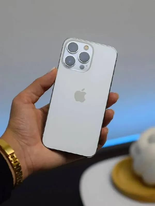 iPhone 13 Pro, в отличном состоянии — Батуми — 820 ₾