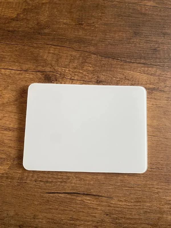 Apple Magic Trackpad 2 (MK2D3), последний, с плетеным проводом. Новый был в использовании неделю, пр — Тбилиси — 350 ₾