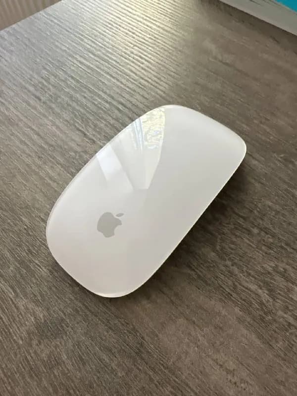 Apple Magic Mouse 2. Купил неделю назад. Не подошла по руке. — Тбилиси — 200 ₾