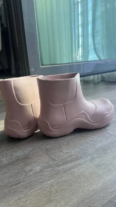 23-23,5 см — Батуми — 20 ₾