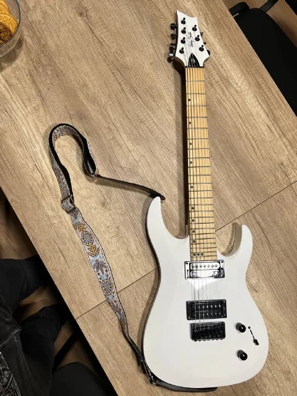Harley Benton 7 струн — Тбилиси — 500 ₾