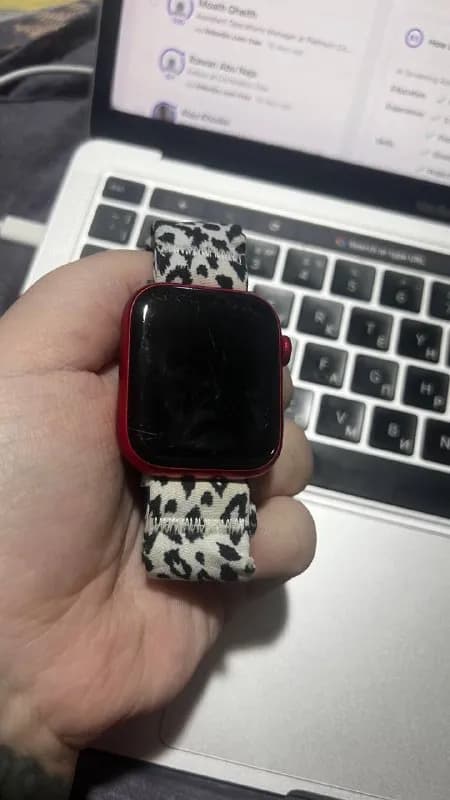Apple Watch Series 8 RED, 45 мм. — Тбилиси — 350 ₾