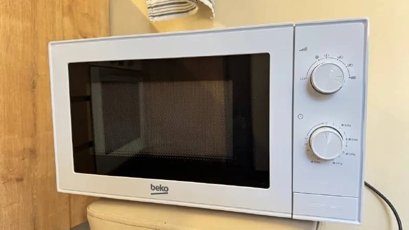 Beko. — Тбилиси — 100 ₾