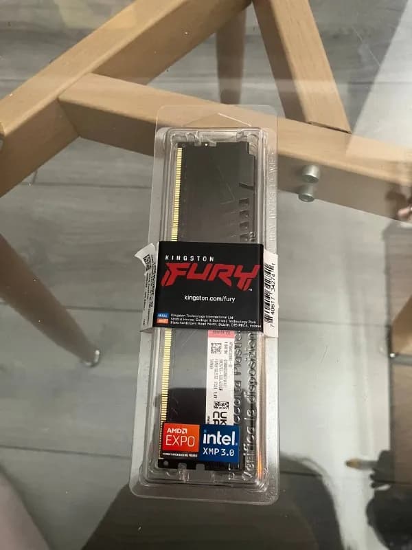 Kingston Fury Beast Black 32gb — 1100 лари — Тбилиси — 1 100 ₾