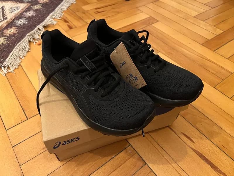 Asics Gel Contend 9 черные, размер 42 — Тбилиси — 160 ₾