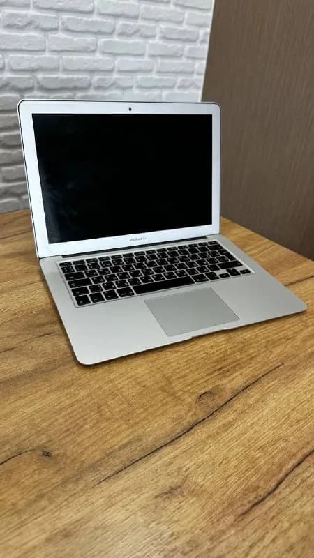Apple MacBook Air 13 2017 — Тбилиси — 750 ₾