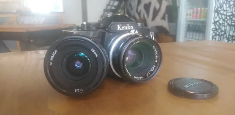 Kenko KF-1n с объективами Nikkor-H 1:2 50 mm и Nikkor 1:2.8 28 mm, также в комплекте уф фильтр. шторки — Тбилиси — 650 ₾