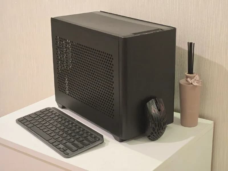 Mini itx I5 12400f / 6800xt / 1tb / 32gb — Батуми — 3190 ₾