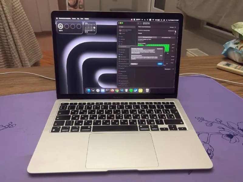 MacBook m1 13 16/256 💻 — Батуми — 1 350 ₾