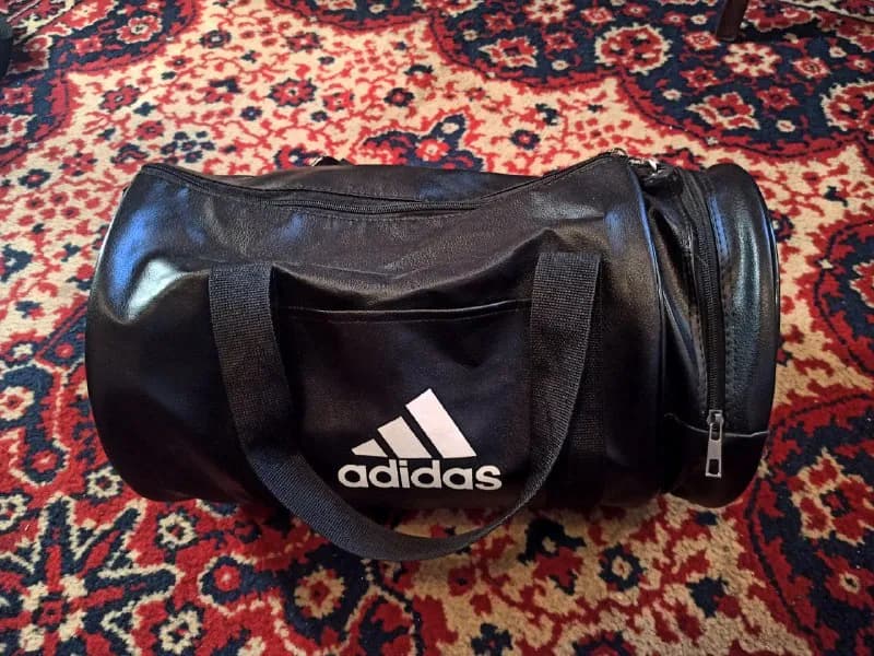 Adidas — Тбилиси — 25 ₾