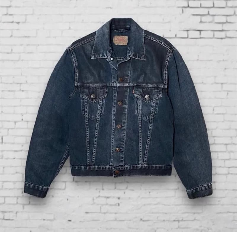 1 Levis джинсовка, M — 50 лари — Тбилиси — 50 ₾