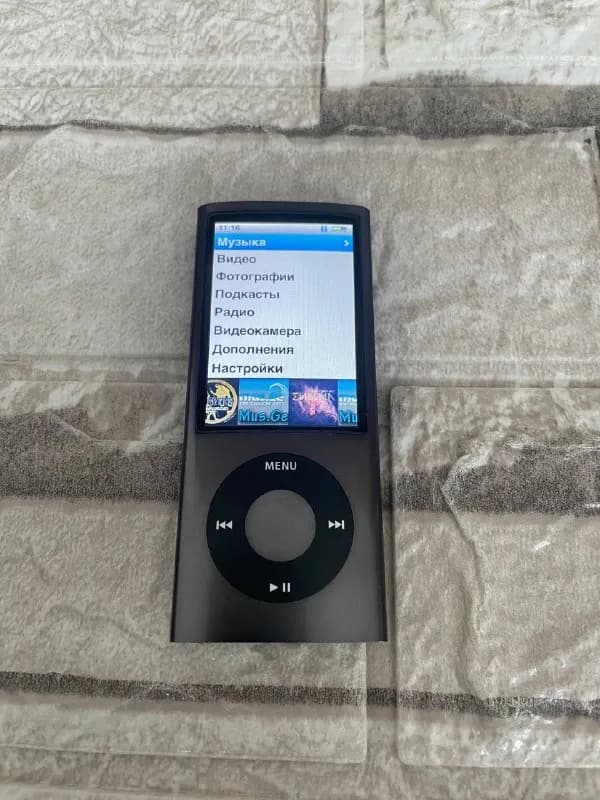 iPod — в идеальном состоянии. Все работает без нареканий, камера исправна. В комплекте зарядное устр — Тбилиси — 35 ₾