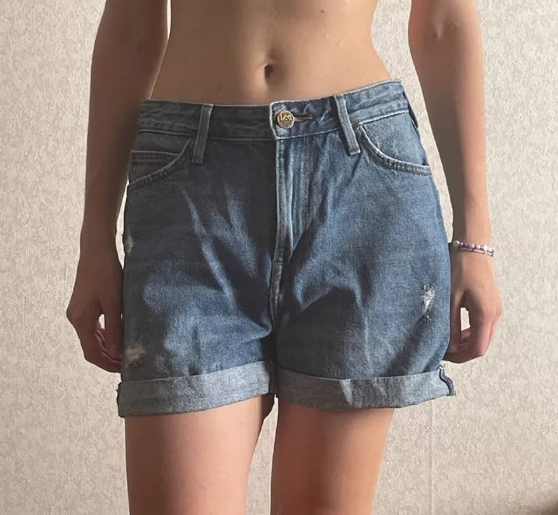 1. шорты Lee w28 — 20 лари — Тбилиси — 20 ₾