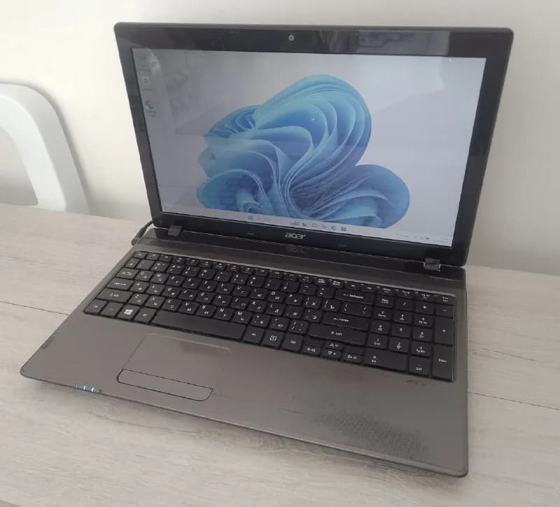 Acer 5750G, процессор Intel I7-2670, ОЗУ 16Гб DDR3, объём диска 500Гб, две видеокарты (Intel HD3000 — Тбилиси — 350 ₾