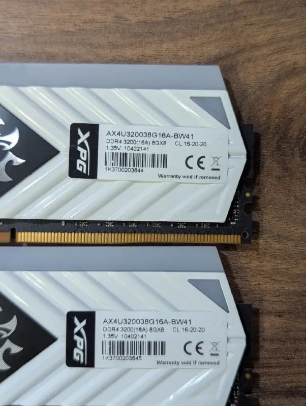 2 комплекта оперативной памяти ddr4. — Тбилиси — 300 ₾