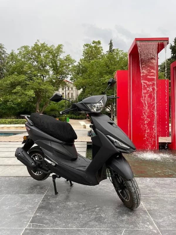 YAMAHA (ZNEN) JOG 125 красного и черного цветов — Тбилиси — 2150 ₾