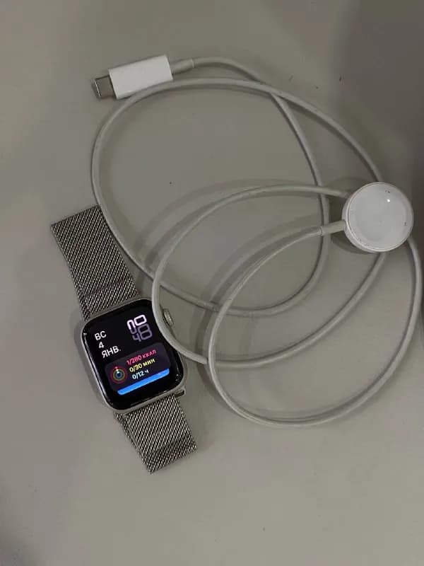 Apple Watch SE/ 40mm - 300 GEL (без коробки) — Батуми — 300 ₾