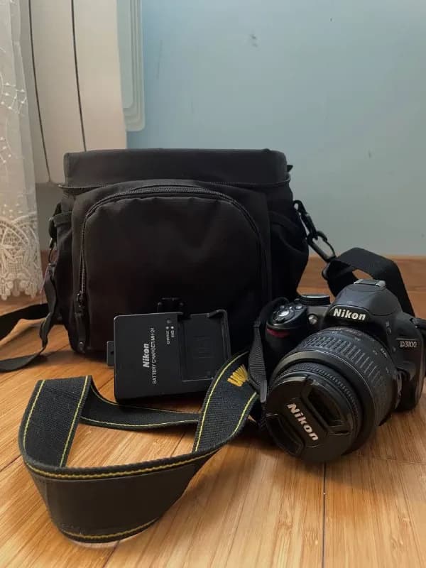 Nikon D3100, в идеальном состоянии, в комплекте сумка и зарядное устройство. 400 лари. — Тбилиси — 400 ₾