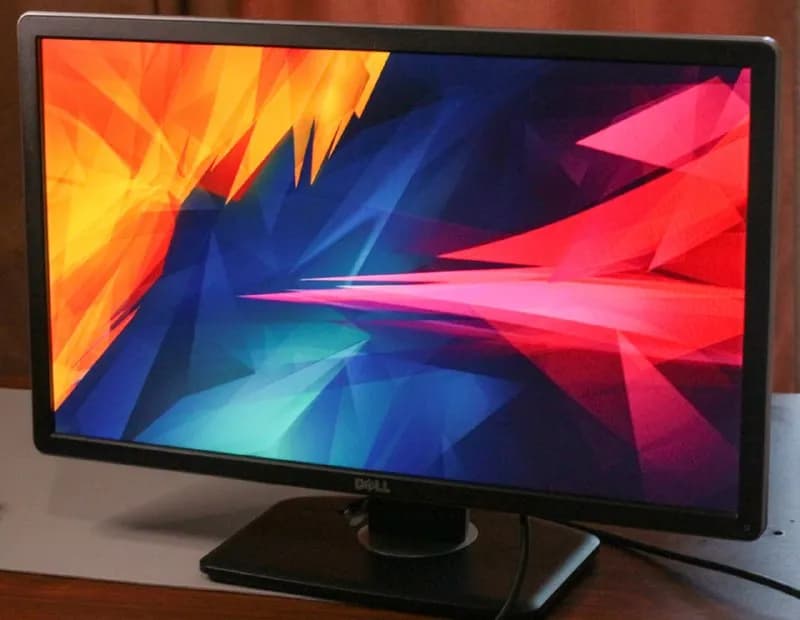 DELL 23,8 HD (1920×1080) — Тбилиси — 100 ₾