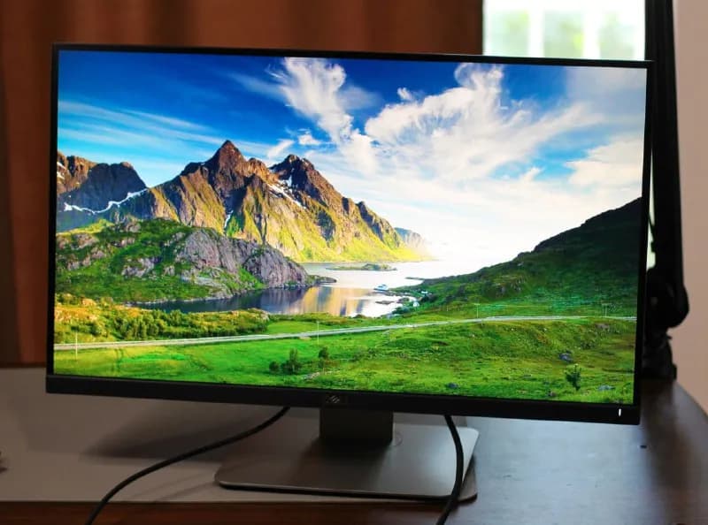 DELL 23,8 2k QHD ( — Тбилиси — 250 ₾
