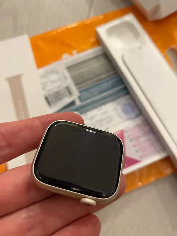 Apple watch 8 GPS 45 mm Starlight новые распечатанные. — Тбилиси — 1 199 ₾