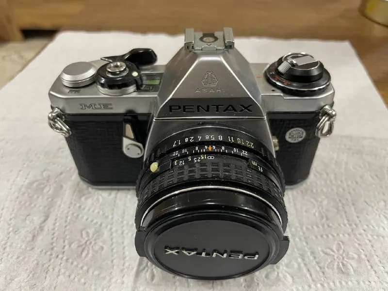 Pentax ME + объектив SMC Pentax-M 1:1.7 50 mm. Всё работает отлично: все выдержки, экспонометр, тайме — Тбилиси — 300 ₾