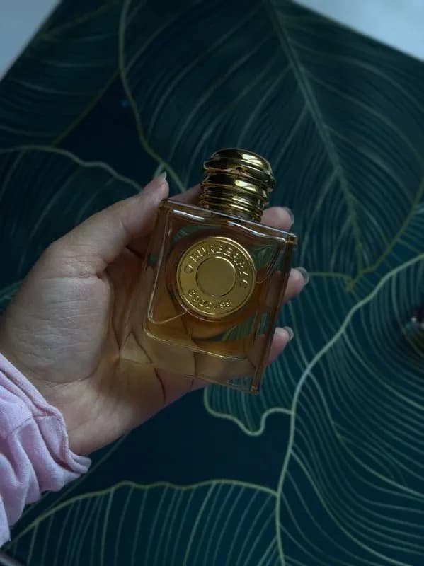 Burberry Goddess — Батуми — 150 ₾