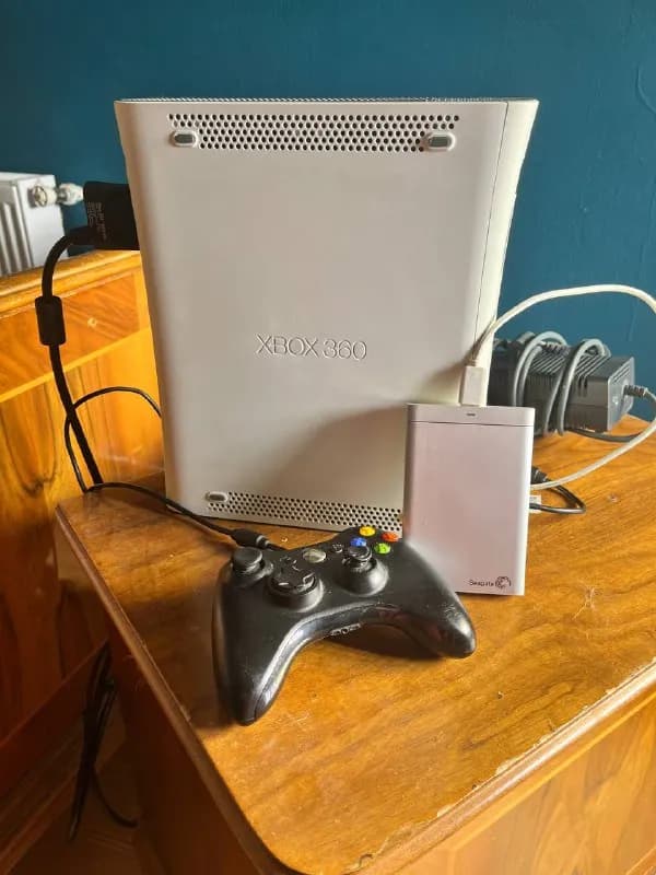 Xbox 360 FAT прошитый с HDD 500GB — Тбилиси — 250 ₾
