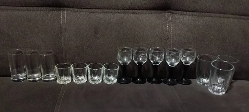 5 лари, все рюмки за 10 лари! — Тбилиси — 5 ₾