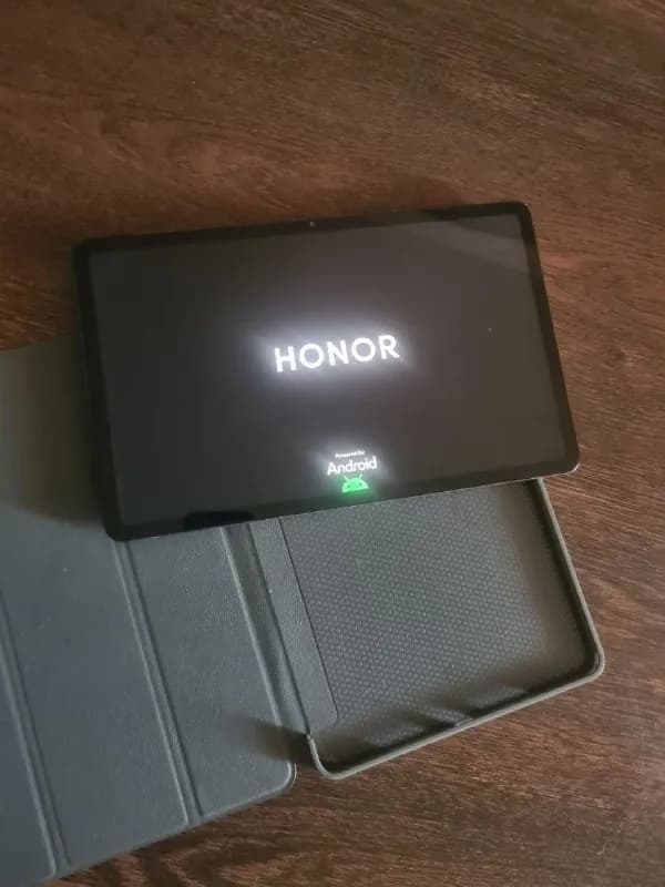 HONOR Pad X9a (6/128 ГБ, Wi-Fi) + Оригинальный чехол — Батуми — 400 ₾