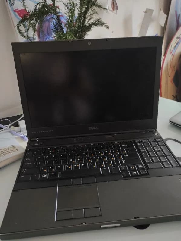Dell Precision m4600 — 15,6 ich — Тбилиси — 450 $