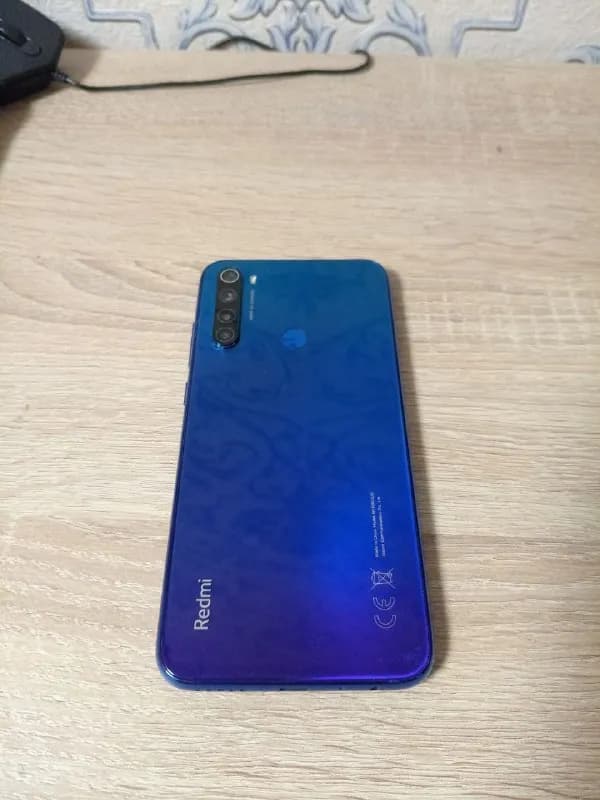 Xiaomi Redmi Note 8! Отличное состояние, использовался очень бережно! Единственный дефект — треснуто — Тбилиси — 450 ₾