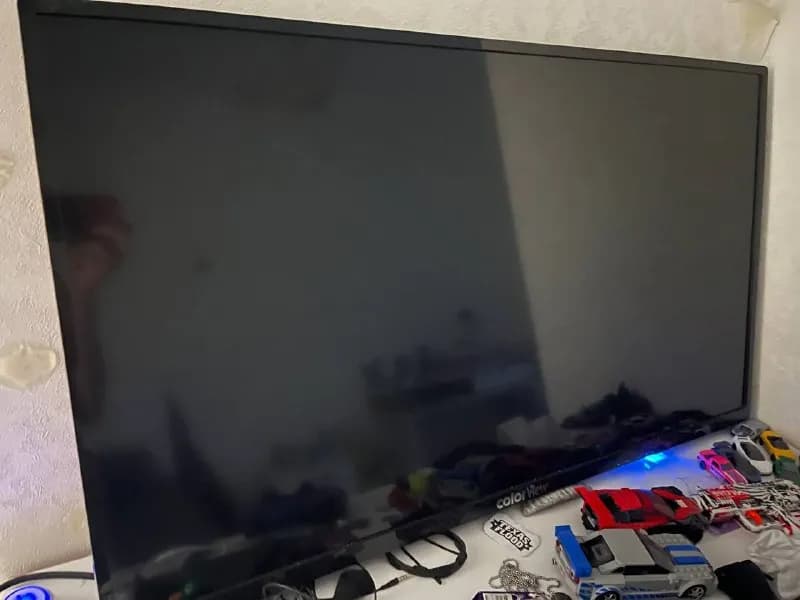 colorviev 40L82F — Батуми — 270 ₾