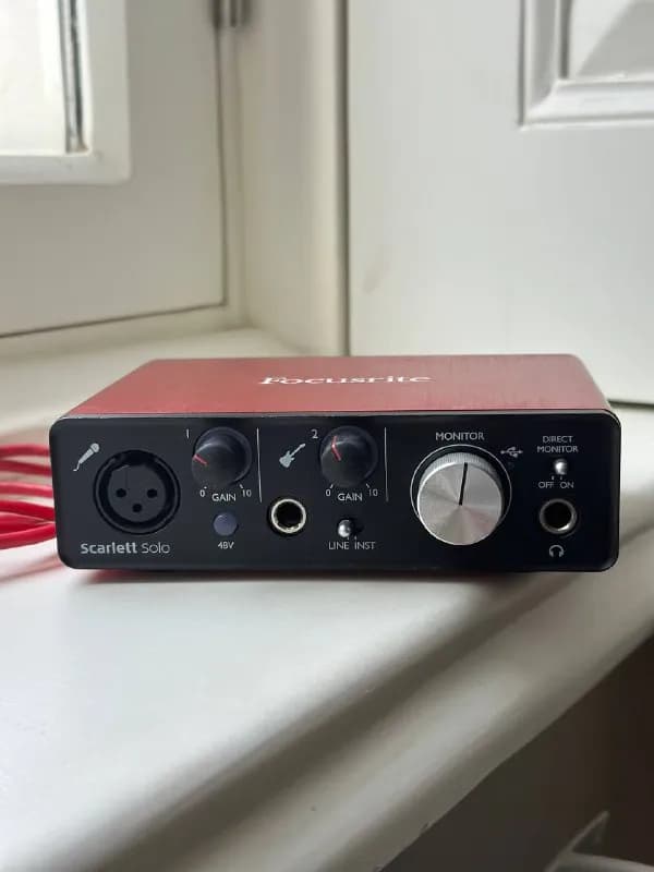 Focusrite Scarlett Solo 2nd Gen с кабелем. — Тбилиси — 250 ₾