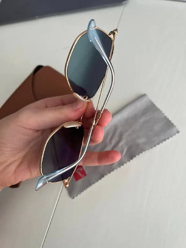 Очки Ray-Ban — Тбилиси — 400 ₾