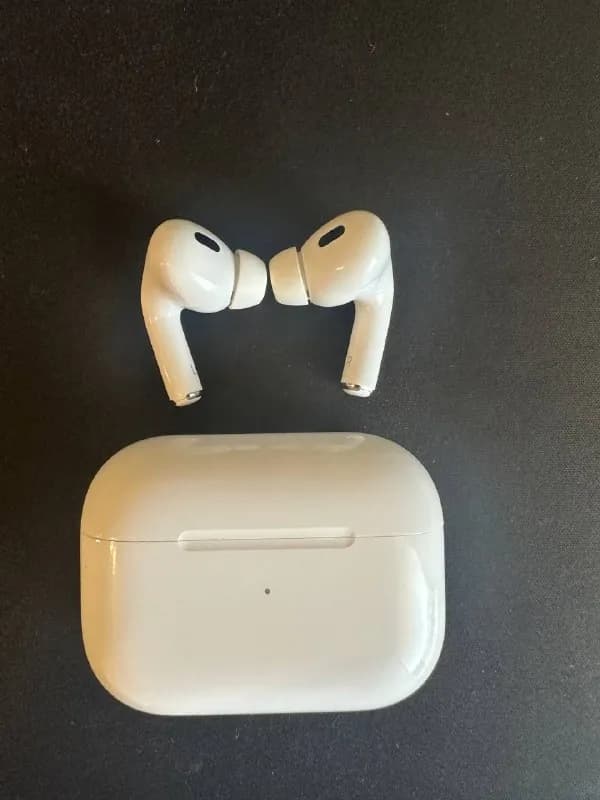 Apple AirPods Pro 2 за 610 лари. — Тбилиси — 610 ₾