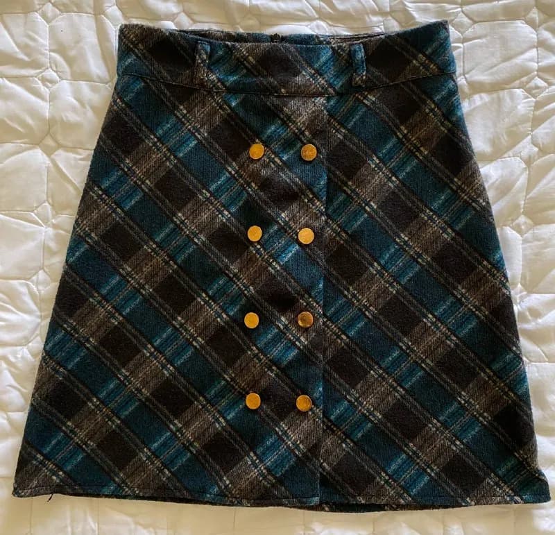 1) платье черное (облегающее) pull&bear 30 лари — Тбилиси — 30 ₾