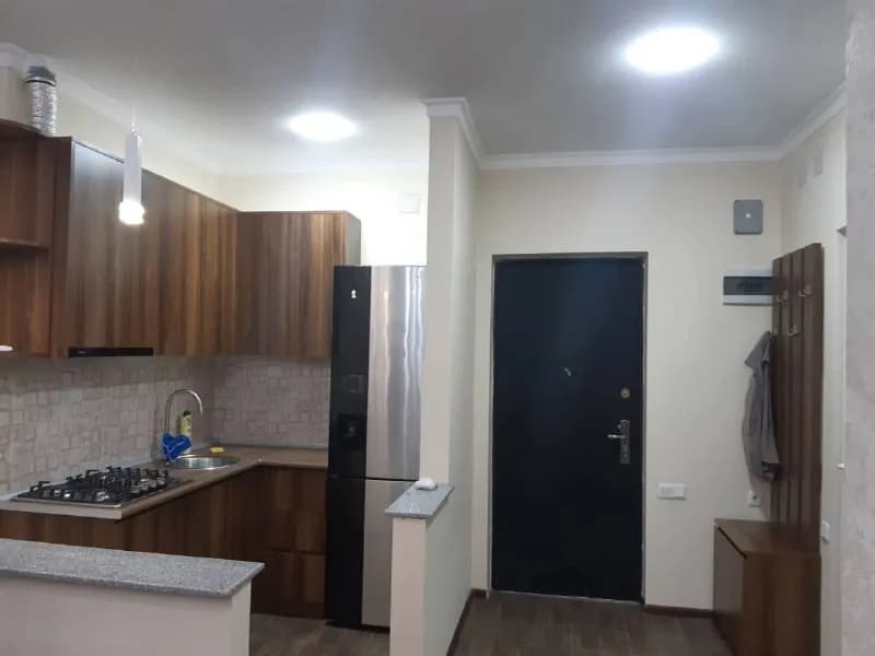 1+1 Селим Химшишвили 20 — Батуми — 500 $