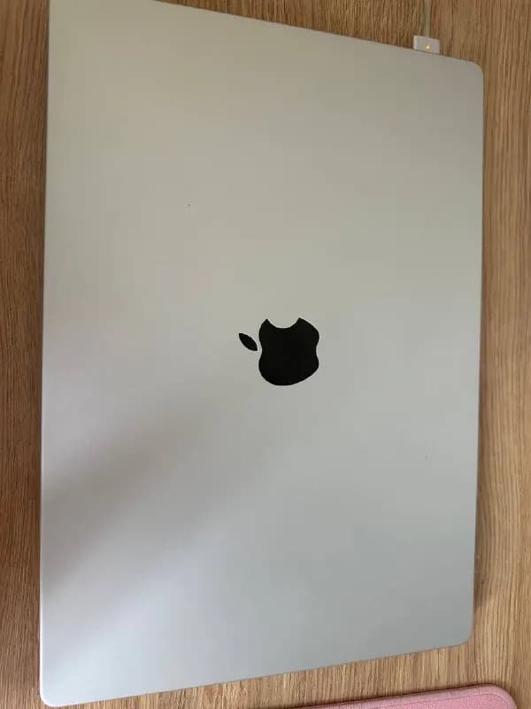 MacBook Pro 16'2 2021. Покупала в мае прошлого года в Тбилиси. — Тбилиси — 1 950 ₾