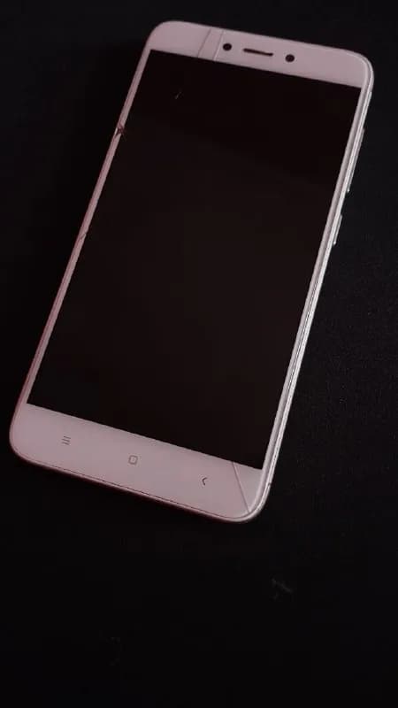 Xiaomi redmi 4×2/32gb — Тбилиси — 100 ₾