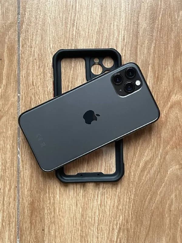 iphone 11 pro 256 Гб — Тбилиси — 800 ₾