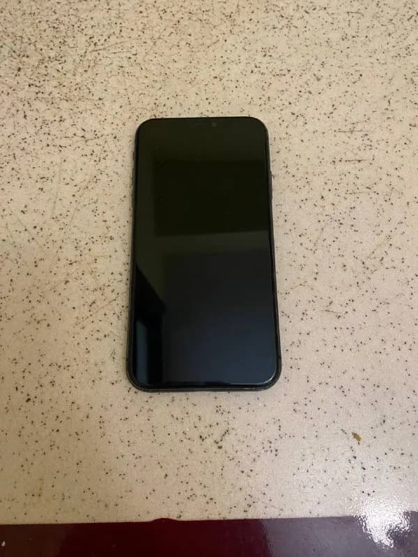 iPhone 11 — память 128 — Тбилиси — 450 ₾