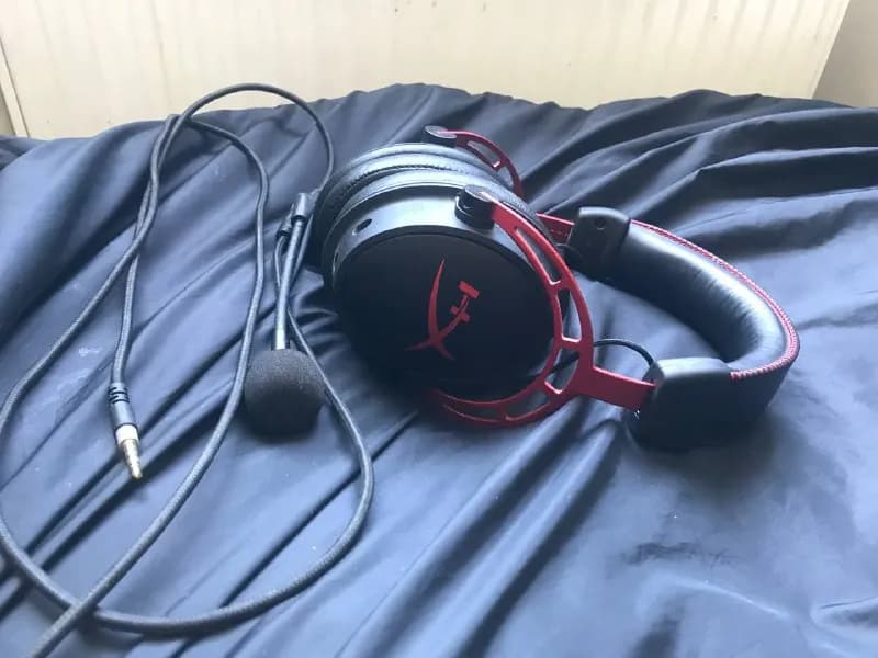 Hyper X Cloud Alpha. Для тех, кто ищет более детального и реалистичного погружения в игровой мира. — Тбилиси — 100 ₾