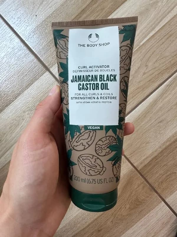 The Body Shop Jamaican Black Castor Oil — несмываемый ливин кондиционер для кудрявых волос. 200 мл, — Батуми — 10 ₾