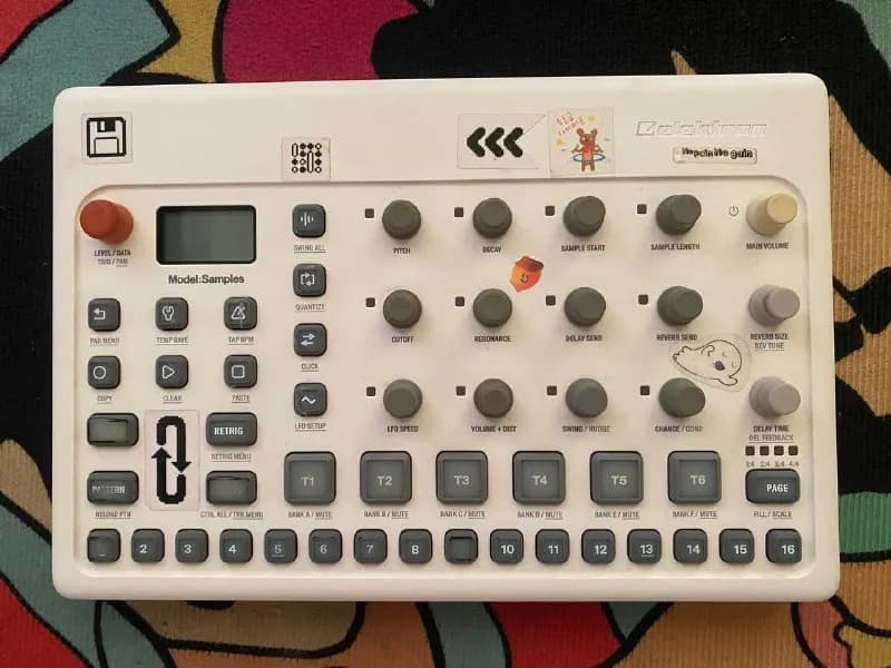 Elektron model samples 750 lari, Batumi — Батуми — 750 ₾