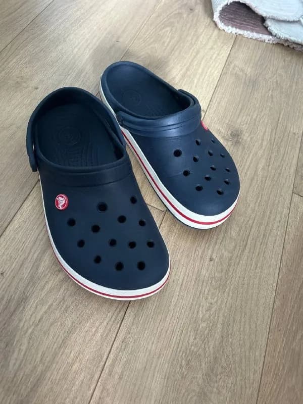 crocs оригинал. Подростковые размер 6/8-70 лари — Батуми — 70 ₾