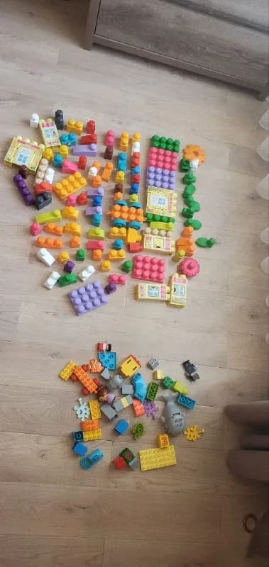 Megablocks (около 100 штук) плюс Коструктор Lego. — Тбилиси — 120 ₾
