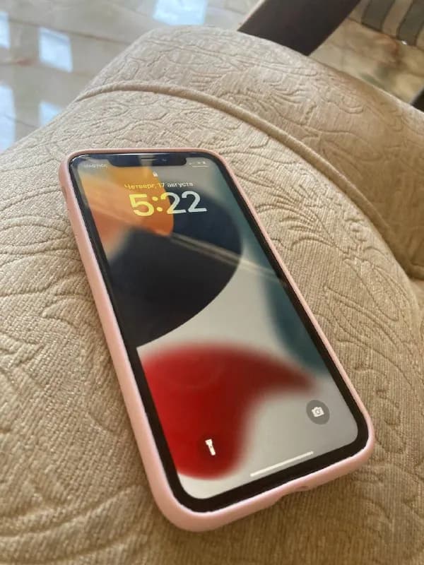 iphone 11 64 gb green, ему меньше года, покупался тут в айтехникс. идеальное состояние, ни трещинок, — Тбилиси — 1 000 ₾