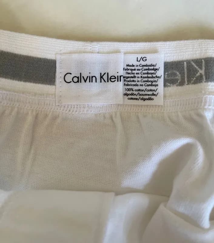Calvin Klein😀 новые, 2 пары, размер L, шорты. Куплены на американском сайте, оригинал, просто не по — Тбилиси — 80 ₾