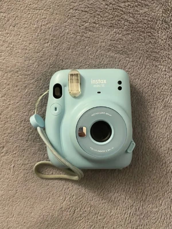 Instax Mini 11 — 150 GEL — Тбилиси — 150 ₾